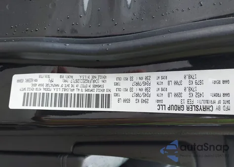 2014 Jeep Grand Cherokee Laredo z USA, uszkodzony, nr VIN 1C4RJFAG2EC128717